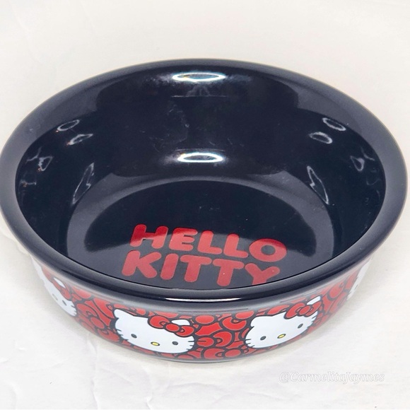 HELLO KITTY 🐱 Small Ceramic Pet Feeding Food Dish for pets NEW - Picture 2 of 4